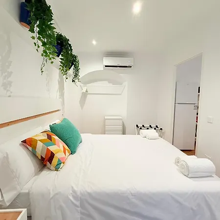 Apartment In Old Town Near *